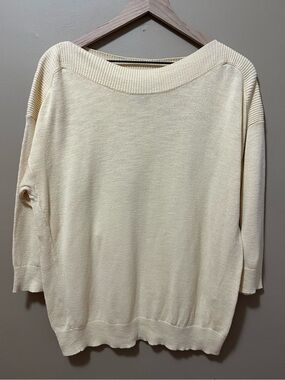 Chico's Size 3 Light Butter Yellow Quarter Sleeve Knit Top Ribbed Hem Spring